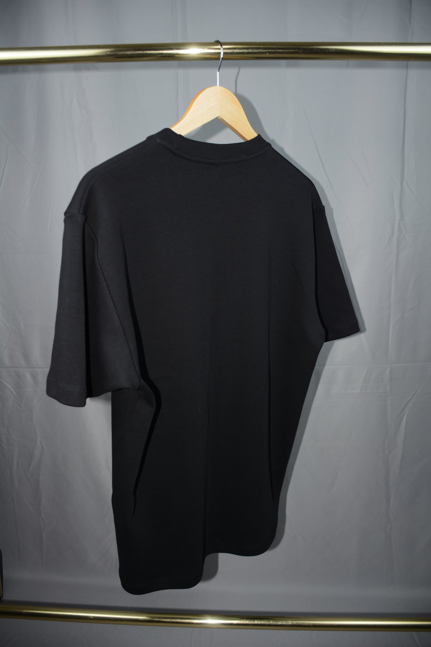 Essential Black Tee 280grms